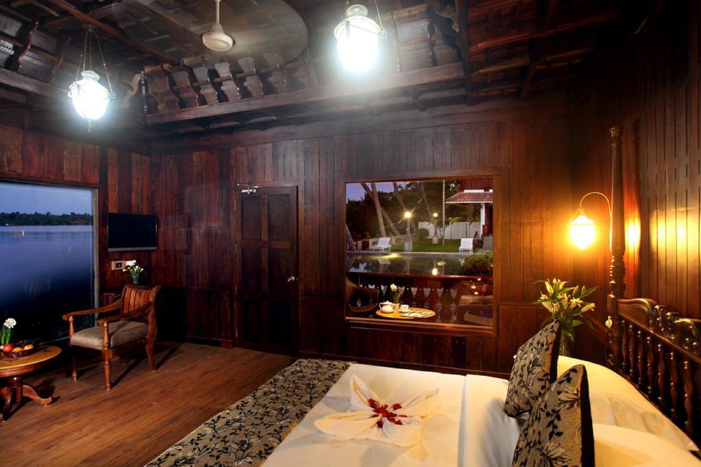 Sealagoon Health Resort Cherai Kochi Ruang foto