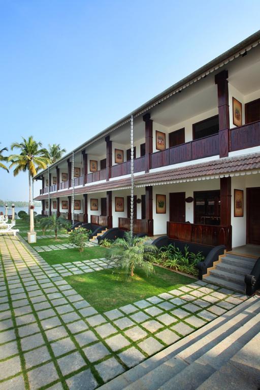 Sealagoon Health Resort Cherai Kochi Bagian luar foto