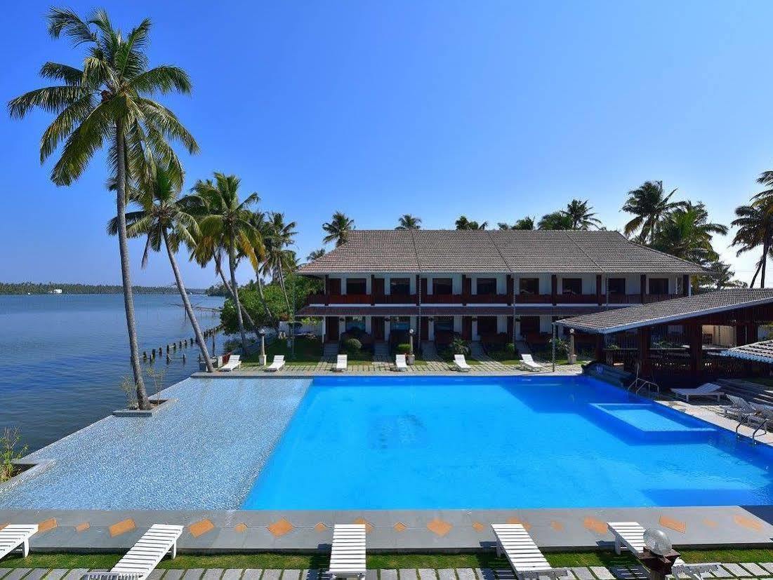 Sealagoon Health Resort Cherai Kochi Bagian luar foto